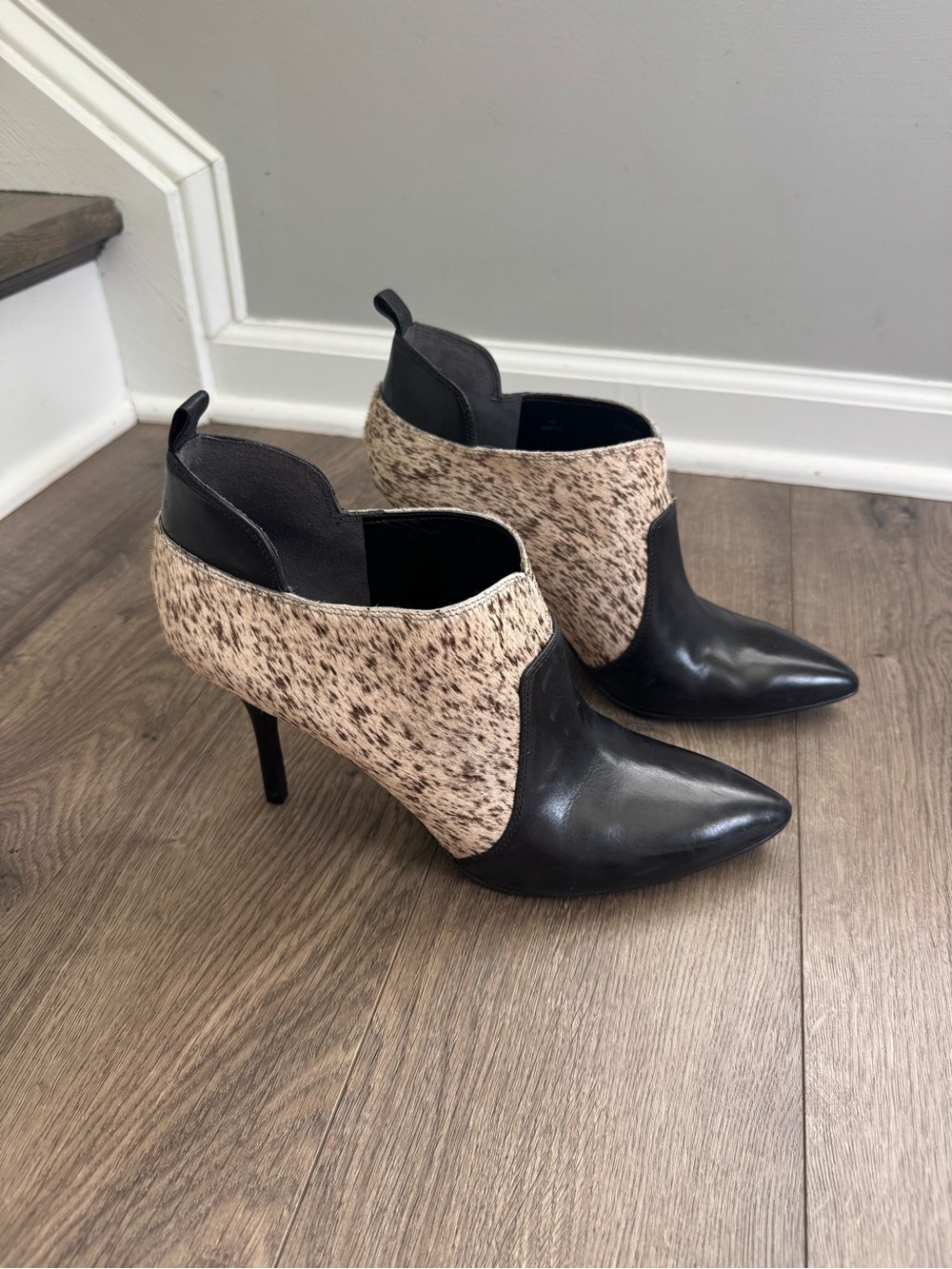 Enzo Angiolini Earrika Black Leather Calf Hair Ankle Booties Size 11M